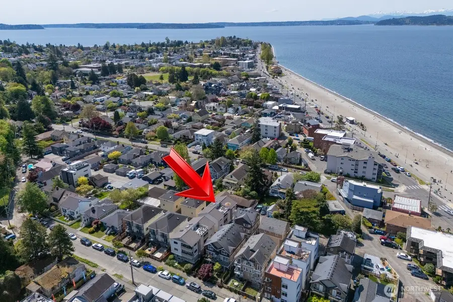 2443 55th Avenue Sw #2A, Seattle, WA 98116 - #3