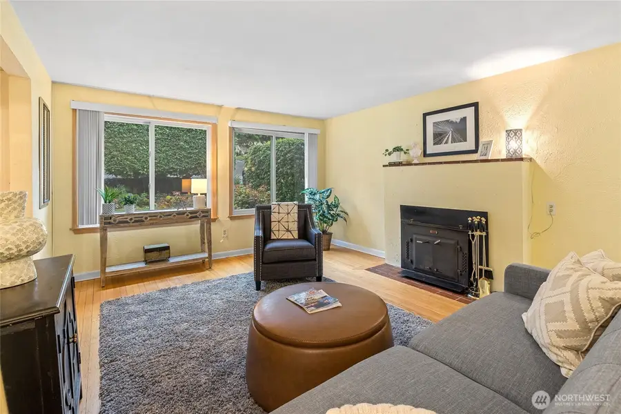 10850 26th Avenue S, Seattle, WA 98168 - #2