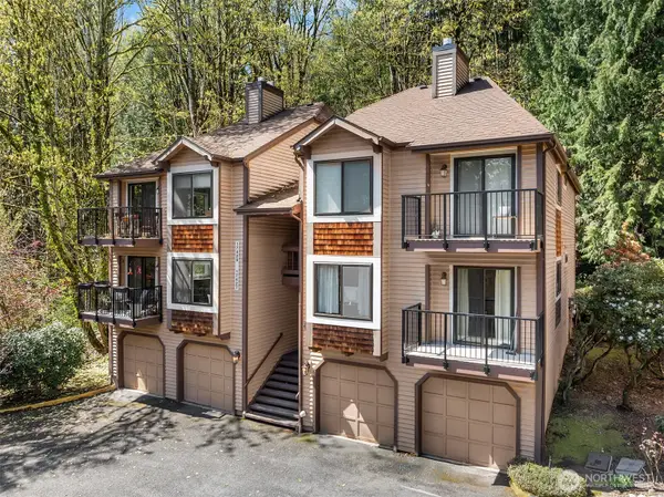 17427 NE 88th Place, Redmond, WA 98052