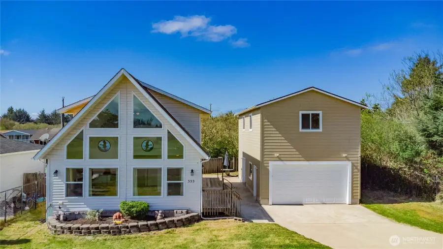 555 Ensign Avenue Nw, Ocean Shores, WA 98569 - #2