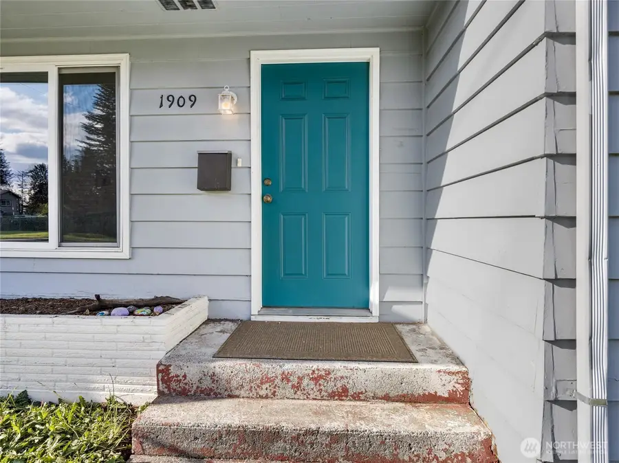 1909 Grove Street, Marysville, WA 98270 - #3
