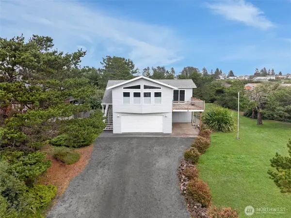 35406 G Street, Ocean Park, WA 98640