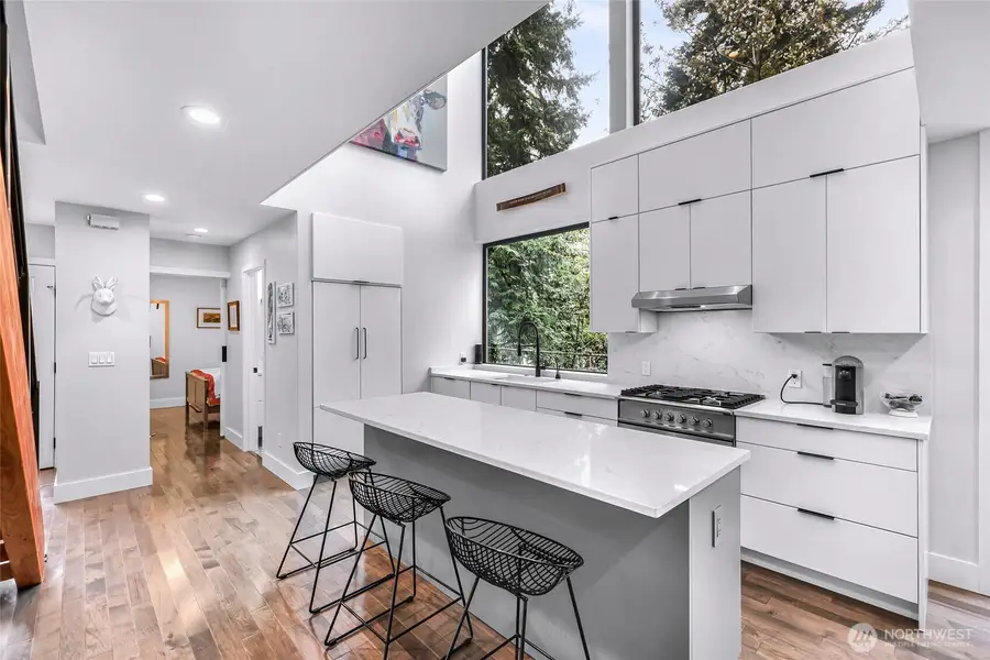 2424 Federal Avenue E, Seattle, WA 98102 - #3