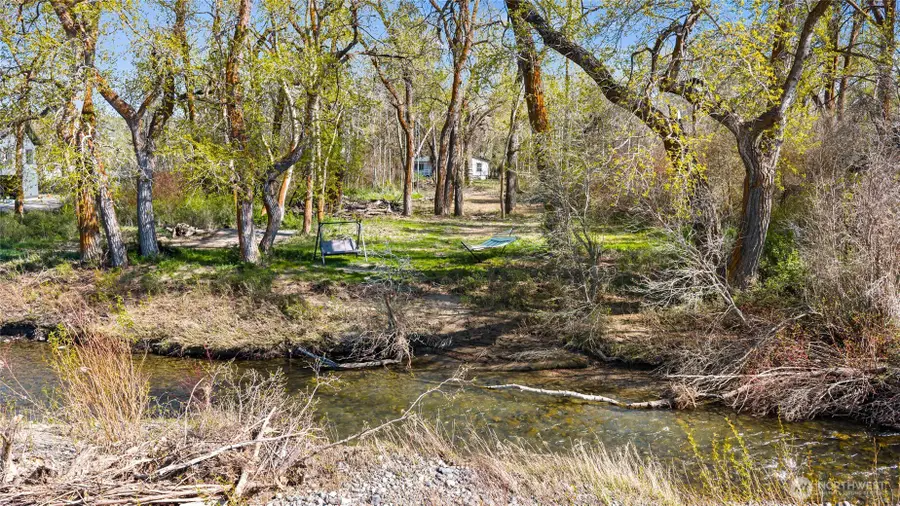 421 Cottonwood Road, Thorp, WA 98946 - #2