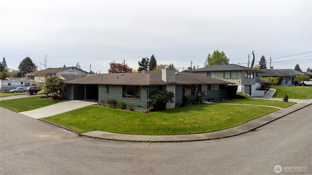 2222 Jade Avenue, Everett, WA 98201 - #1