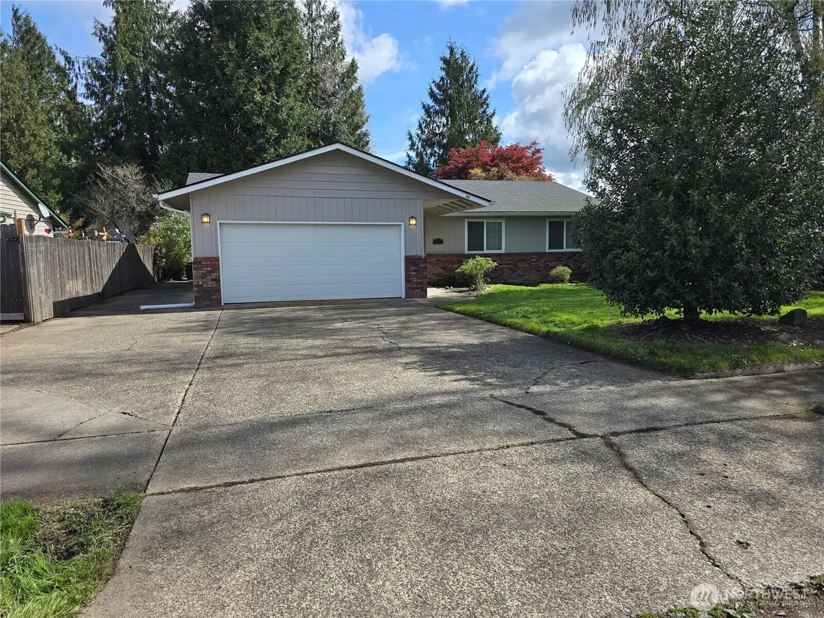 4002 Oak Street, Longview, WA 98632 - #1
