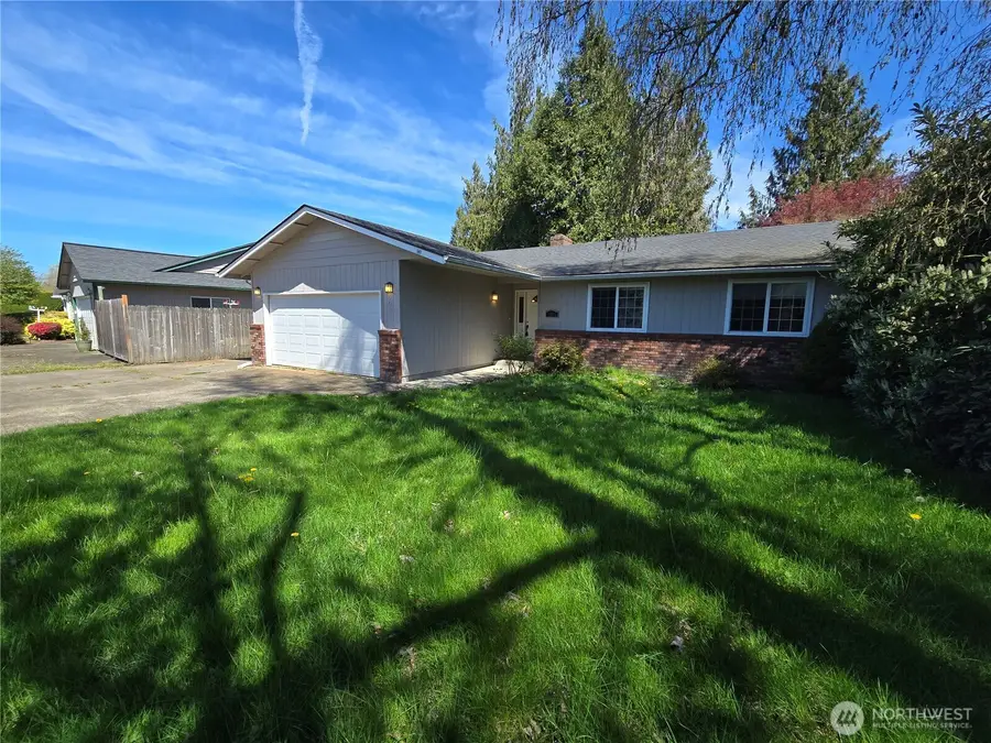 4002 Oak Street, Longview, WA 98632 - #3