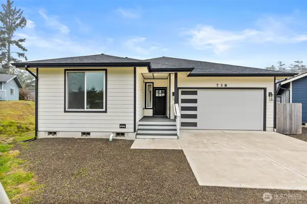 738 Gadwell Court Se, Ocean Shores, WA 98569