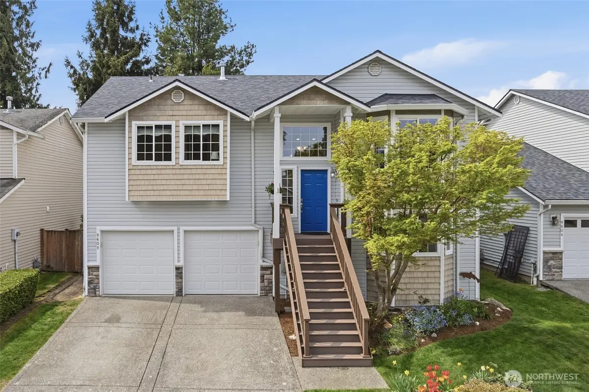 9608 25th Drive Se, Everett, WA 98208 - #1
