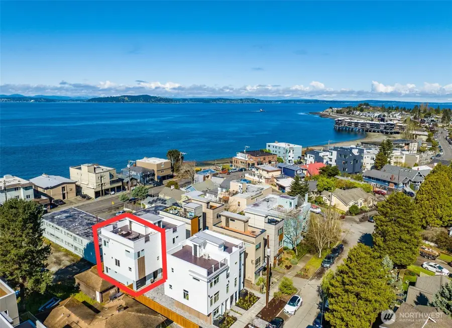 4113 Chilberg Avenue Sw #D, Seattle, WA 98116 - #2