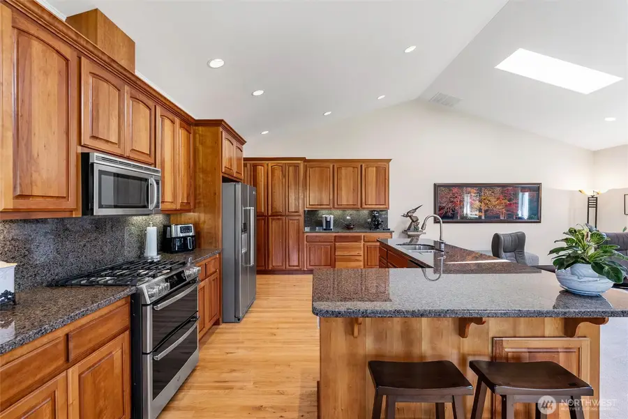 8124 101st Avenue Ne, Lake Stevens, WA 98258 - #2