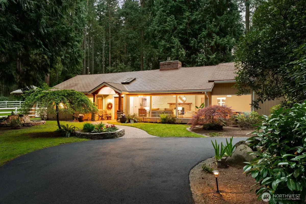 16 Bridlewood Circle, Kirkland, WA 98033 - #1