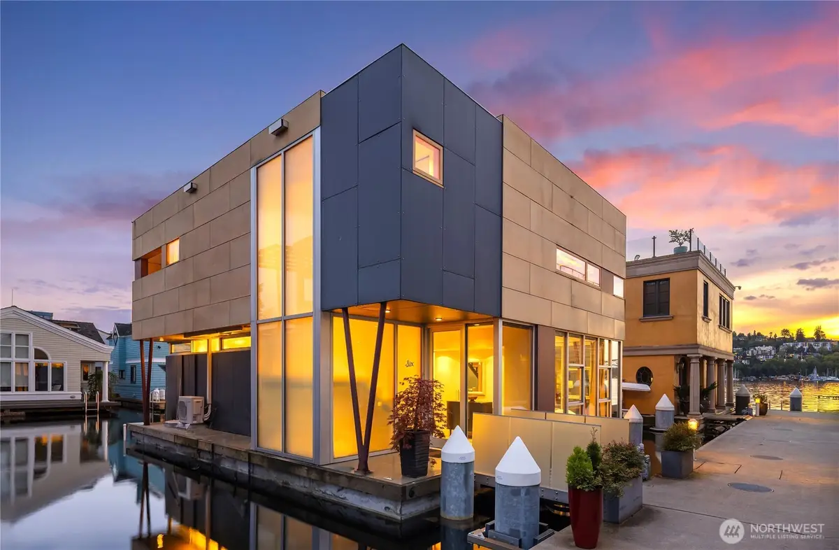 2369 Fairview Avenue E #6, Seattle, WA 98102 - #1