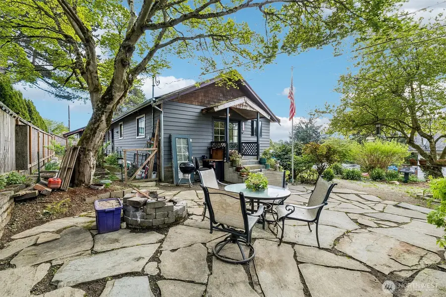 1241 SW Myrtle Street, Seattle, WA 98106 - #2