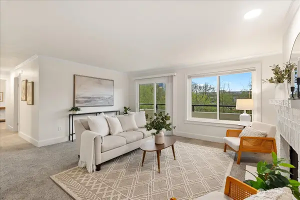 12341 35th Avenue Ne #405, Seattle, WA 98125