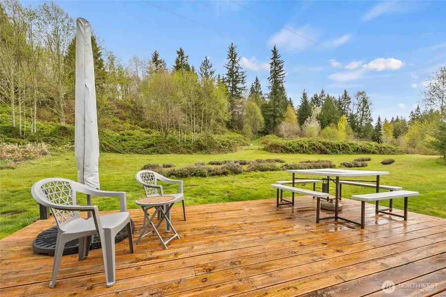 516 State Route 122, Silver Creek, WA 98585 - #2