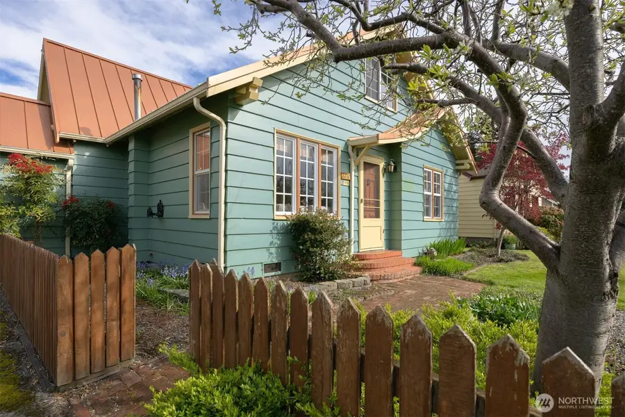 2712 Victor Street, Bellingham, WA 98225 - #3