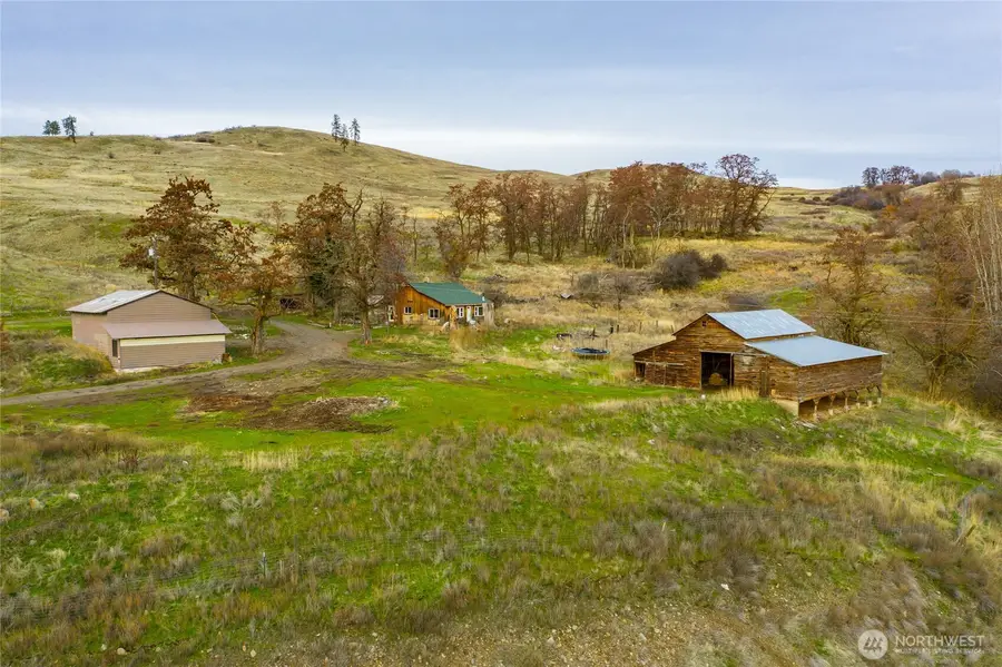 4521 Highway 25 S, Hunters, WA 99137 - #2