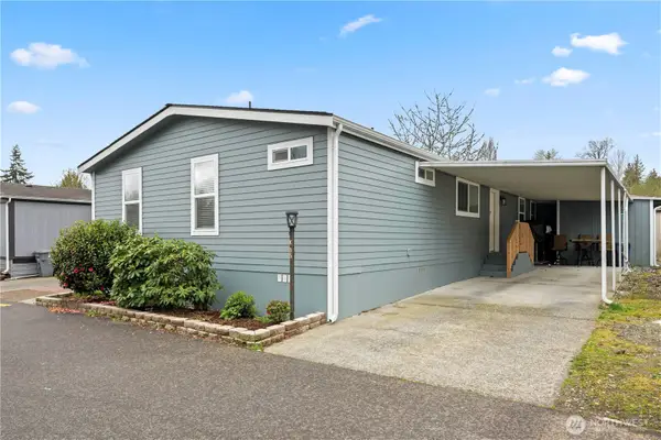 415 Lakeview Rd #K35, Lynnwood, WA 98087