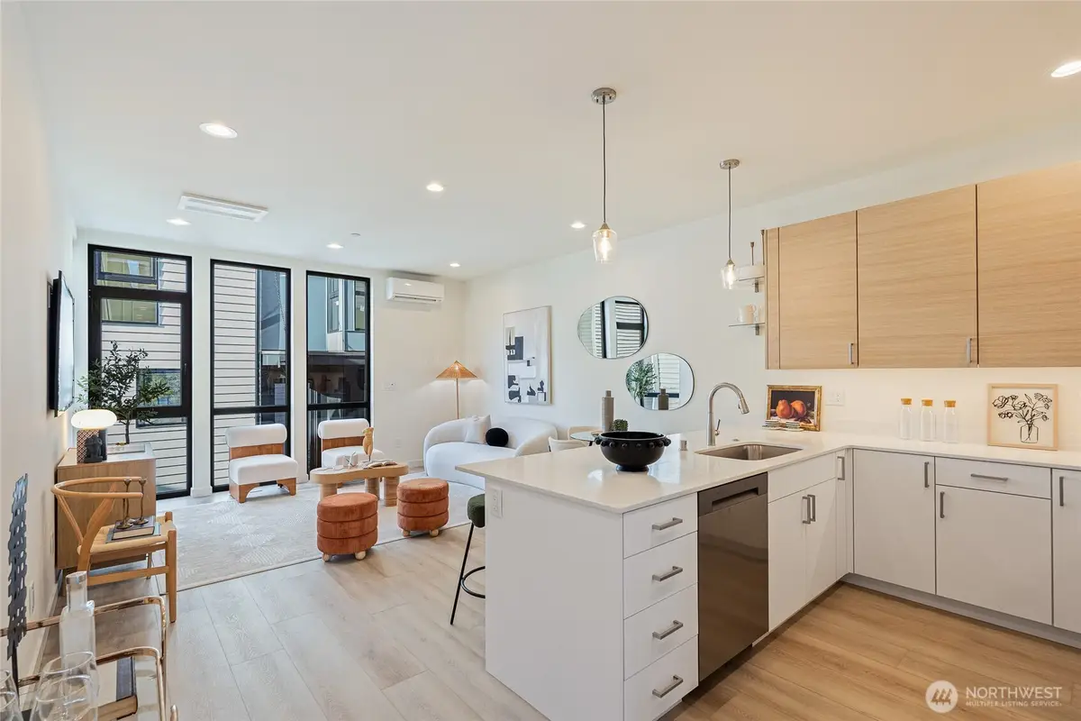 11231 Greenwood Avenue N #A, Seattle, WA 98133 - #1