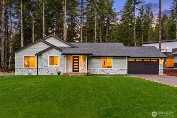 850 E Vine Maple Lane, Union, WA 98592