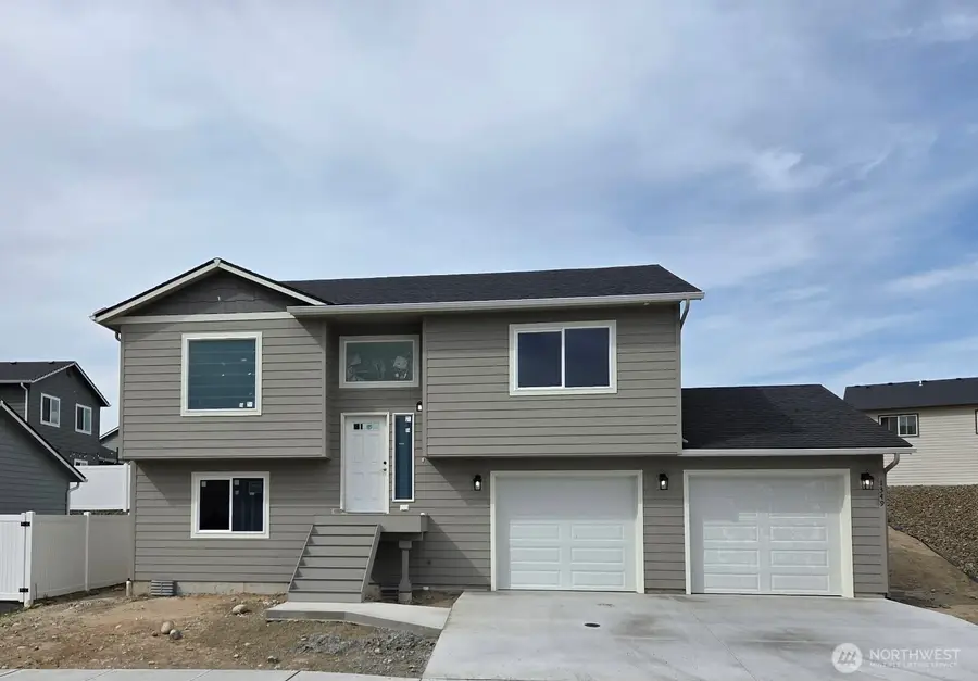 1349 Juno Street Se, East Wenatchee, WA 98802 - #2