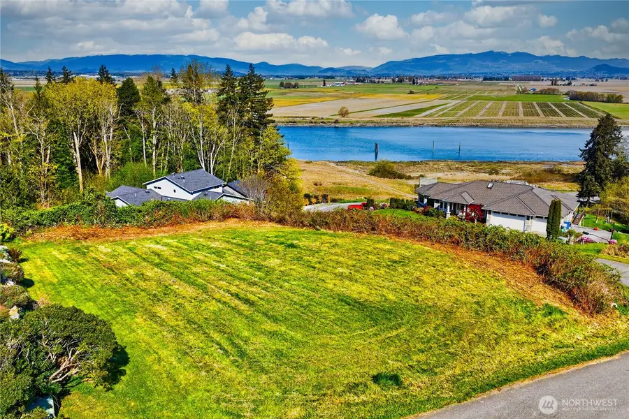 8 Sahalie Road #8, La Conner, WA 98257 - #2