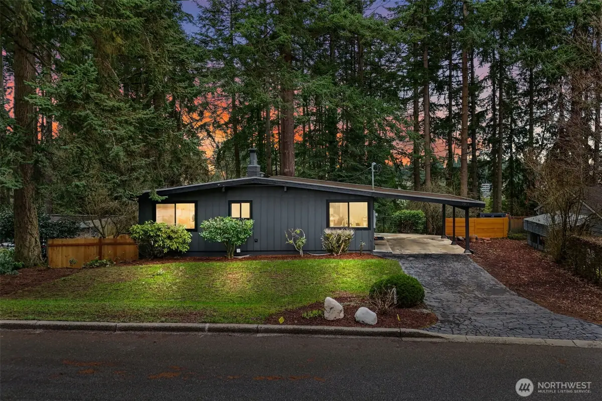 3901 151st Avenue Se, Bellevue, WA 98006 - #1