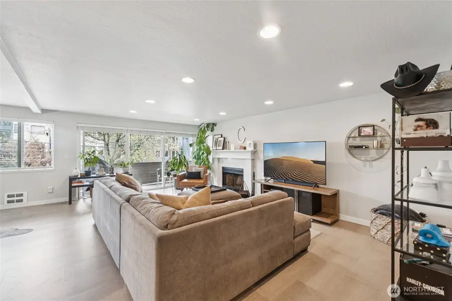 312 4th Avenue #202, Kirkland, WA 98033 - #3