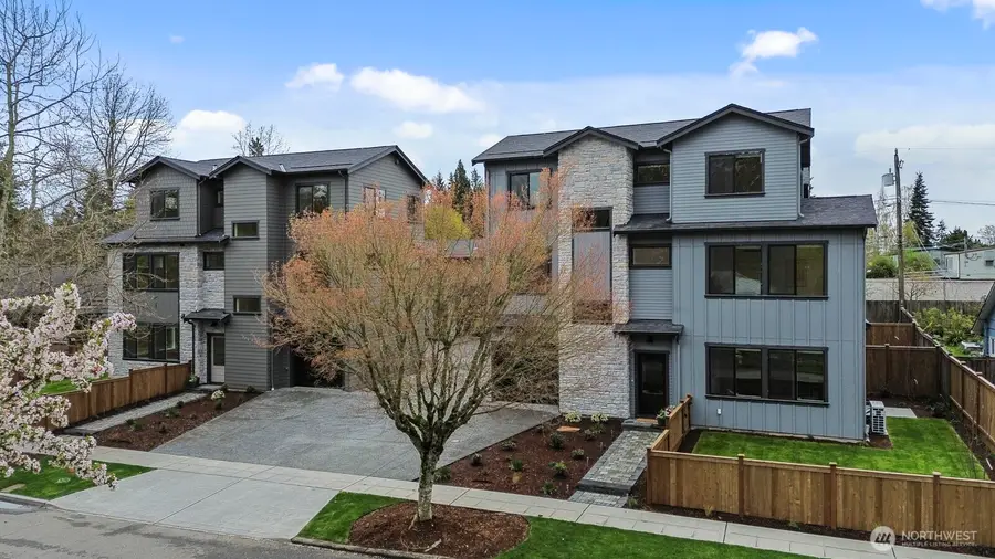 2723 NE 87th Street, Seattle, WA 98115 - #3