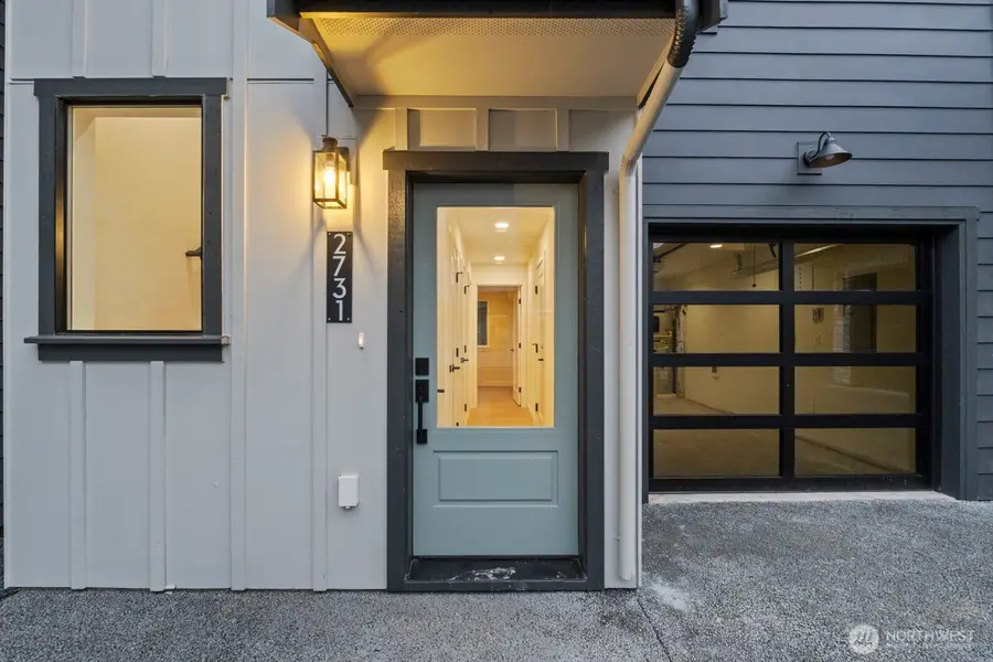2731 NE 87th Street, Seattle, WA 98115 - #3