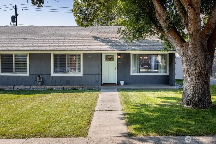 1235 Montana St, Wenatchee, WA 98801 - #3