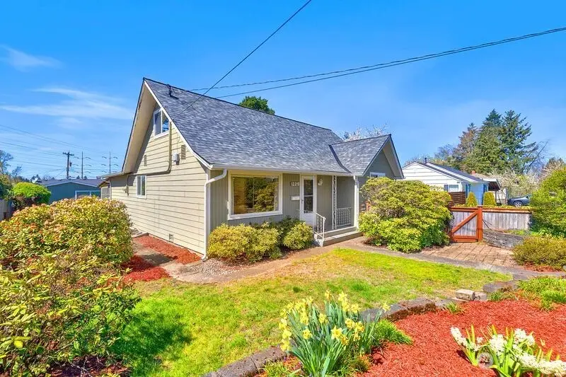 12219 76th Avenue S, Seattle, WA 98178 - #3