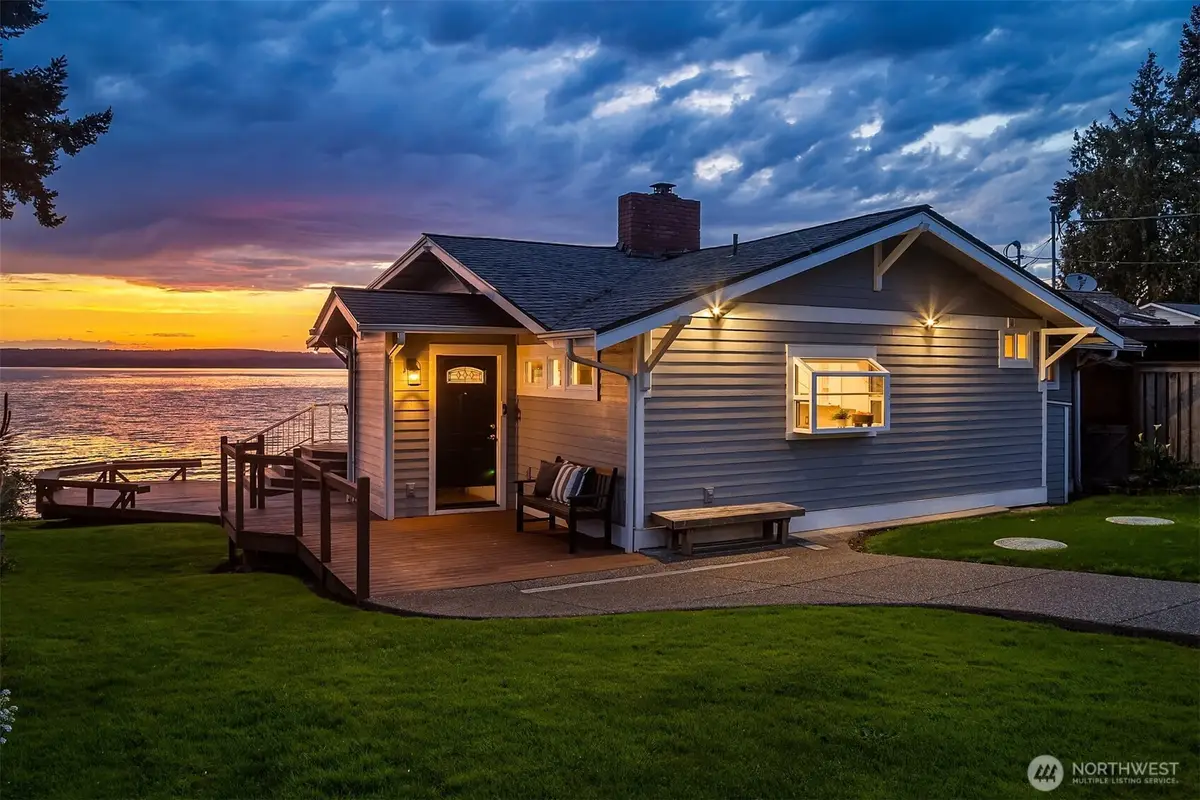 19312 Soundview Drive Nw, Stanwood, WA 98292 - #1