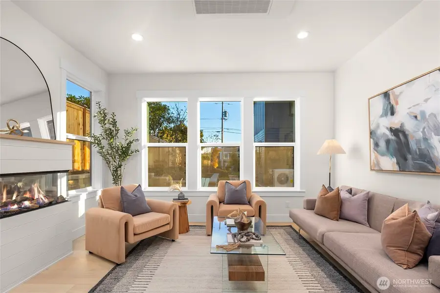 636 11th Avenue, Kirkland, WA 98033 - #2