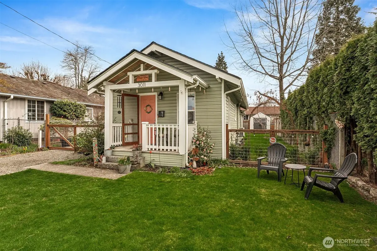 3011 Division Street, Enumclaw, WA 98022 - #1