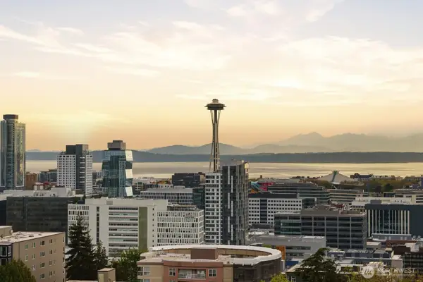 601 Belmont Avenue E #B7, Seattle, WA 98102