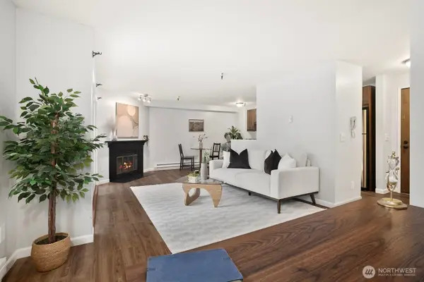 1100 NE Harrington Avenue Ne #211, Renton, WA 98056