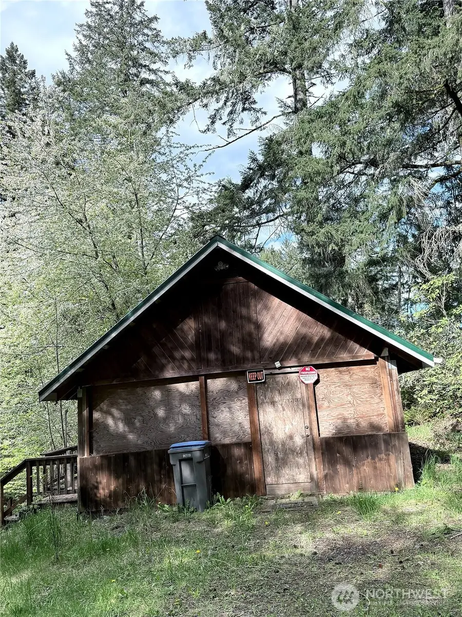3780 S Mission Road W, Bremerton, WA 98312 - #2