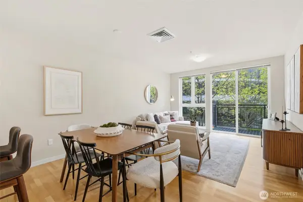 3104 Western Avenue #218, Seattle, WA 98121