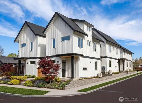 9006 5th Avenue S, Seattle, WA 98108