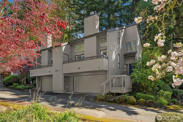 3506 108th Place Ne #2, Bellevue, WA 98004