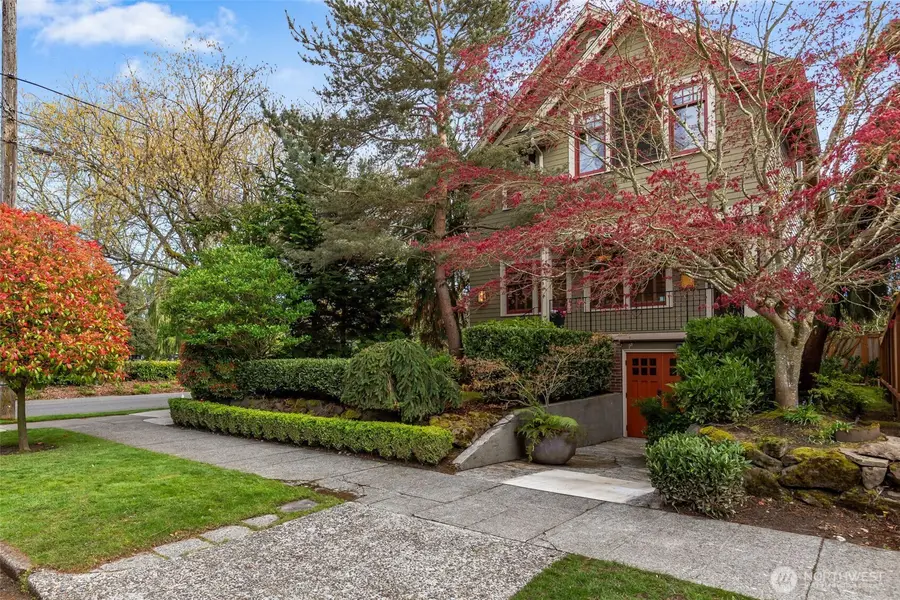 803 W Armour Street, Seattle, WA 98119 - #2