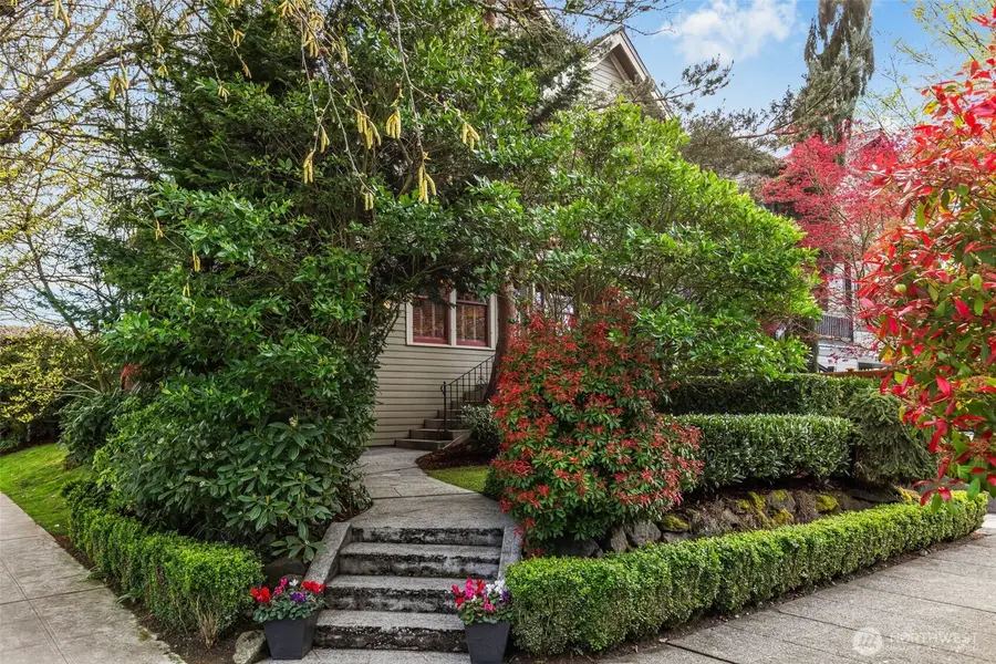 803 W Armour Street, Seattle, WA 98119 - #3