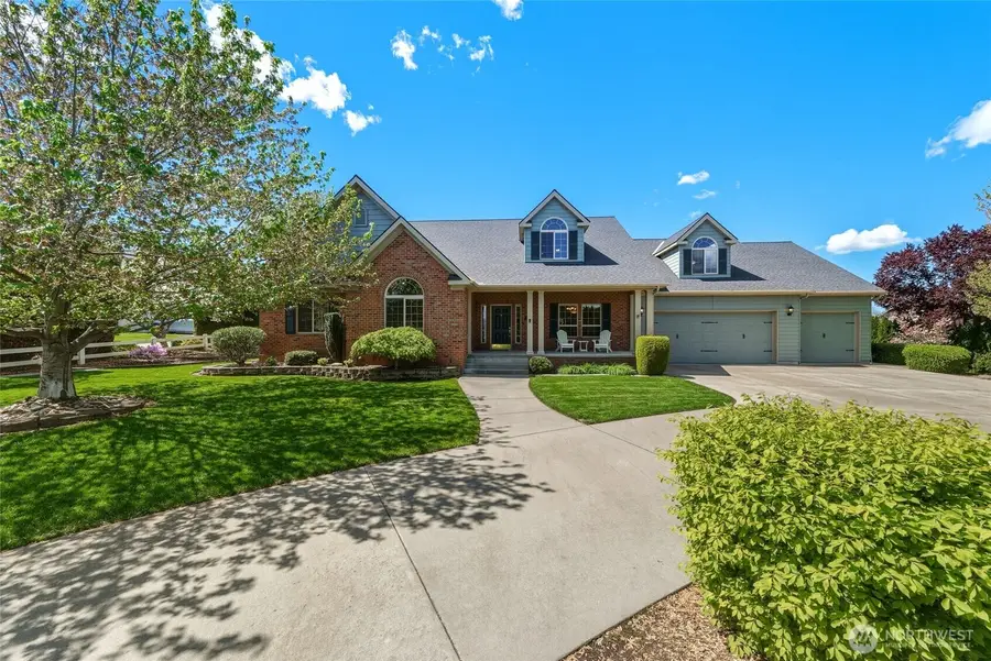 1875 SE Sunflower Court, College Place, WA 99324 - #3