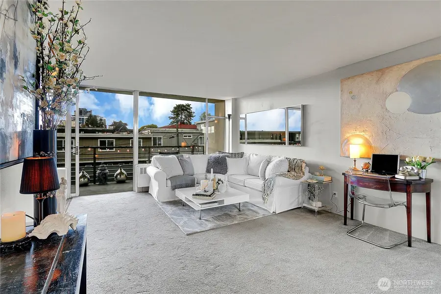 2040 43rd Avenue E #215, Seattle, WA 98122 - #3