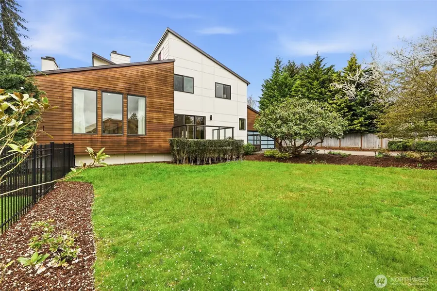 12311 87th Court Ne, Kirkland, WA 98034 - #3