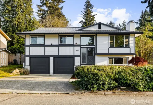 1204 E Laurel Street, Kent, WA 98030