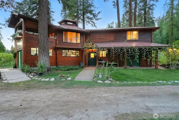 3725 Vineyard Way, Kettle Falls, WA 99141