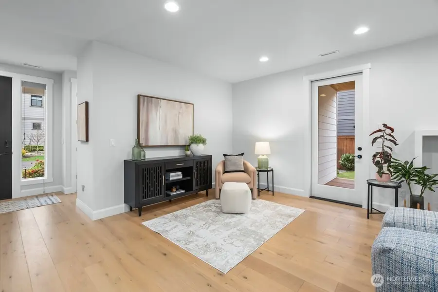 19557 15th Avenue Nw, Shoreline, WA 98177 - #3